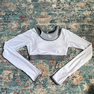 Workout Cropped Long Sleeve Top w/ Built in Bra